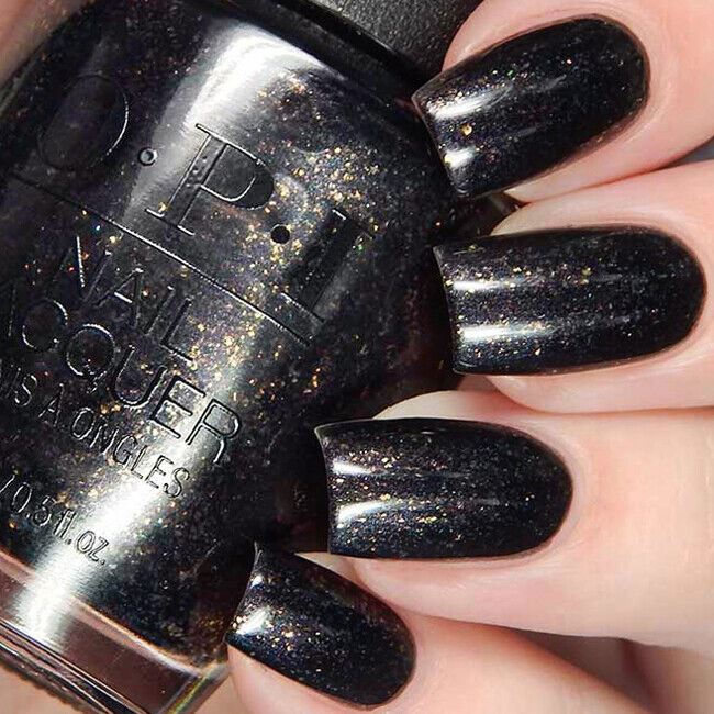 OPI Top the Package with a Beau Glitter Nail Polish from the Love OPI, XOXO Holiday Collection. OPI Item Product Code HRJ11
