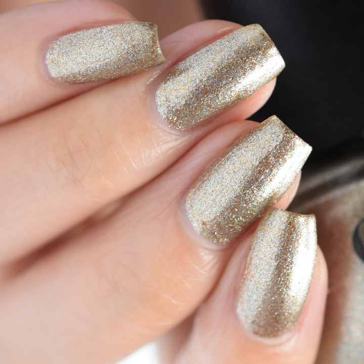 OPI I Mica Be Dreaming Metallic Glitter Nail Polish from the OPI Fall Wonders Collection. OPI Item Product Code NLF010