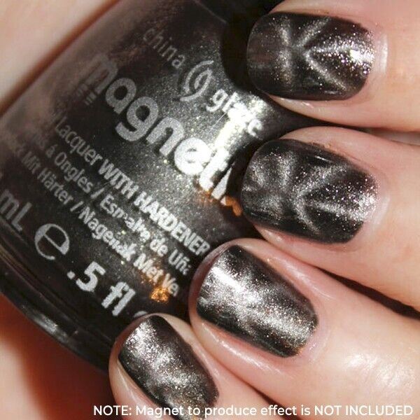 China Glaze - Attraction #1108 Magnetix (Grey Magnetic Nail Lacquer)