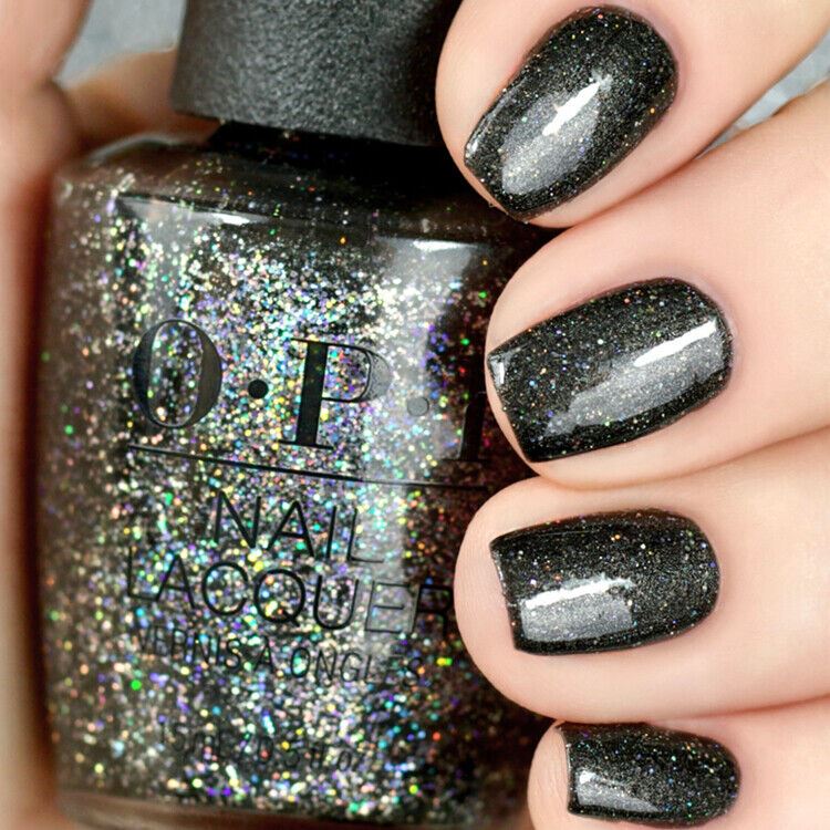 OPI Heart and Coal Holographic Glitter Nail Polish from the OPI Shine Bright Holiday Collection. OPI Item Product Code HRM12
