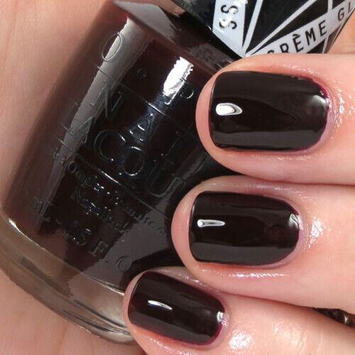 OPI I Sing In Color Vampy Maroon Gloss Creme Nail Polish from the OPI x Gwen Stefani Collection. OPI Item Product Code NLG27